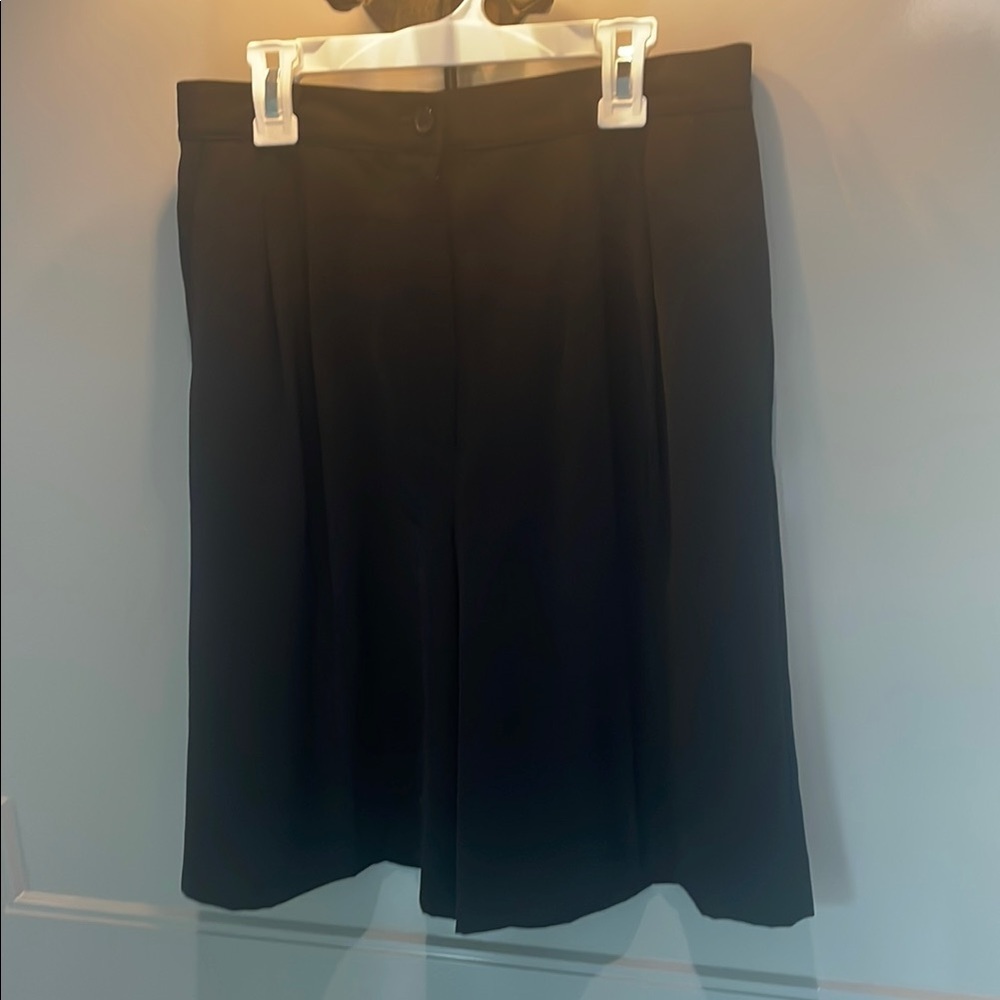 Votre Nom Black Shorts